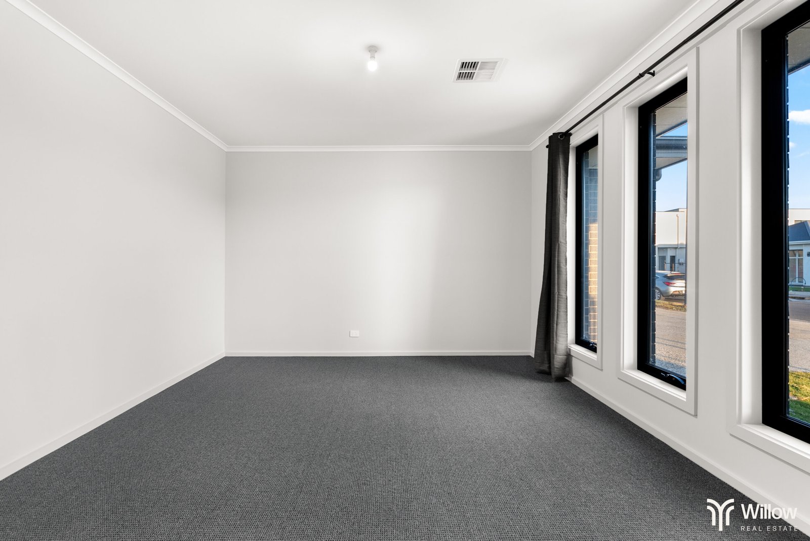 40 Kingfisher Drive, RIVERLEA PARK