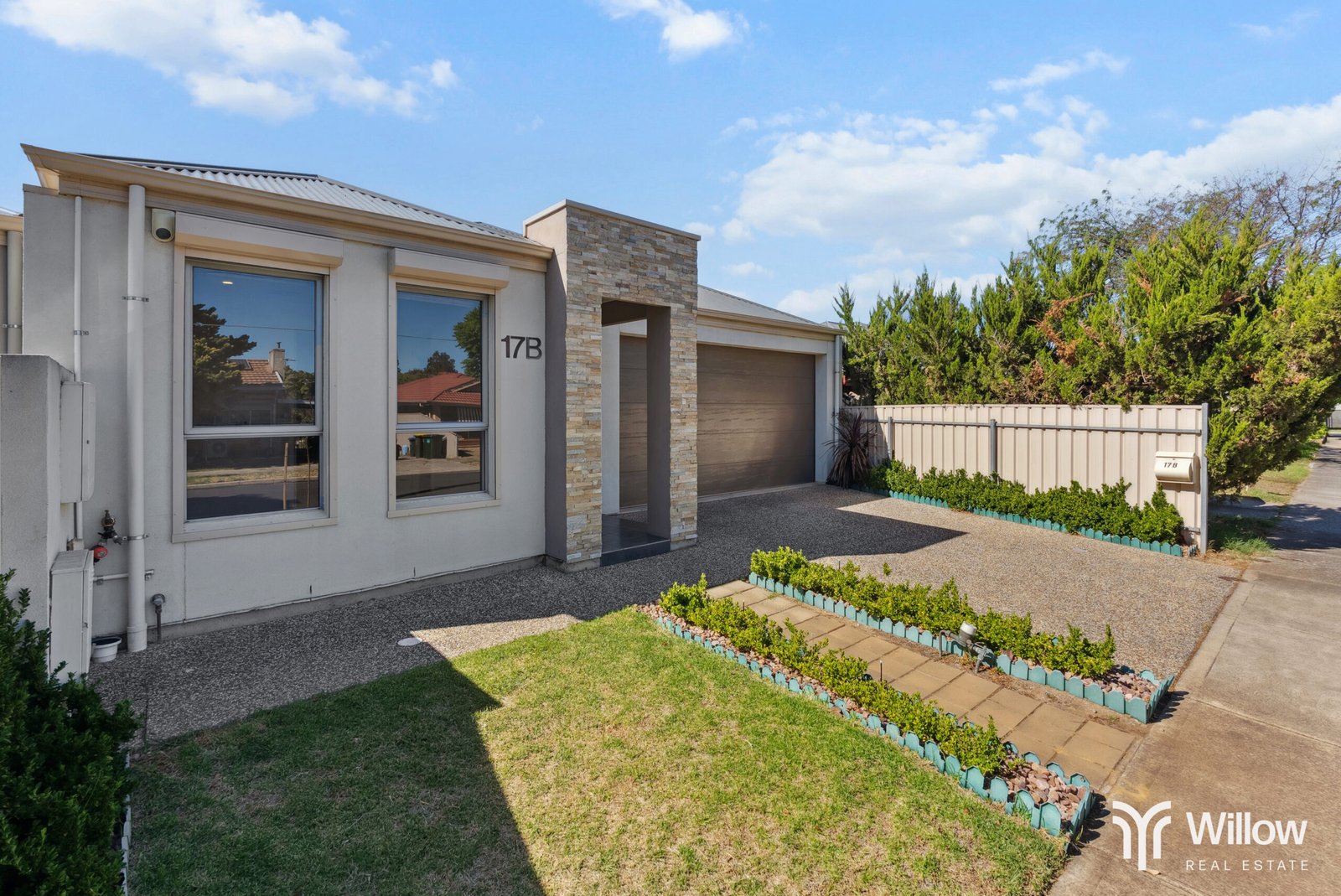 17B Parkhouse Avenue, SEATON