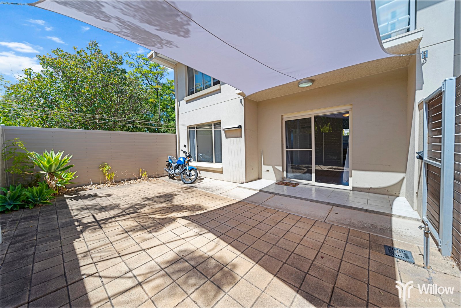 1 / 7-9 L’ESTRANGE STREET, GLENSIDE