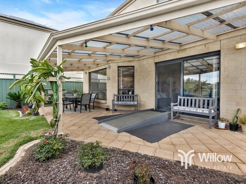 1 MCKINLAY COURT, MAWSON LAKES