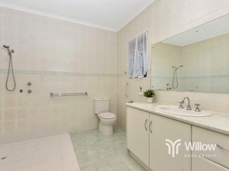 1 MCKINLAY COURT, MAWSON LAKES