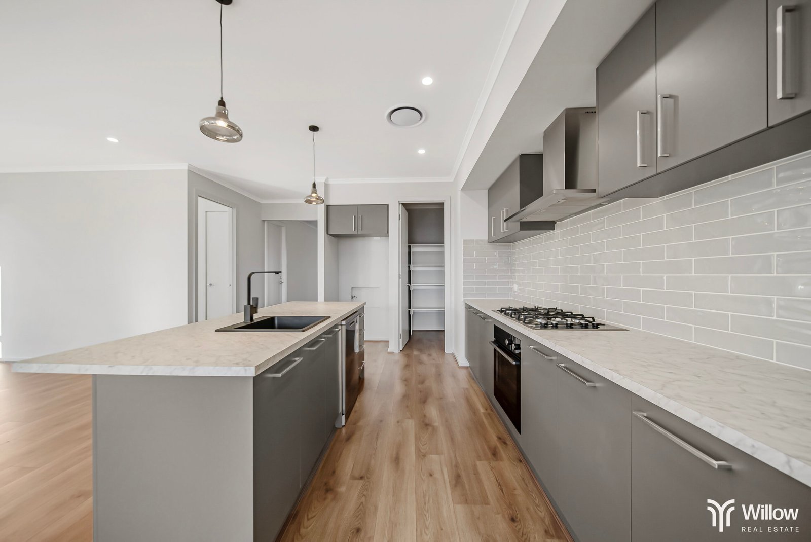 7 Windmill Circuit, RIVERLEA PARK