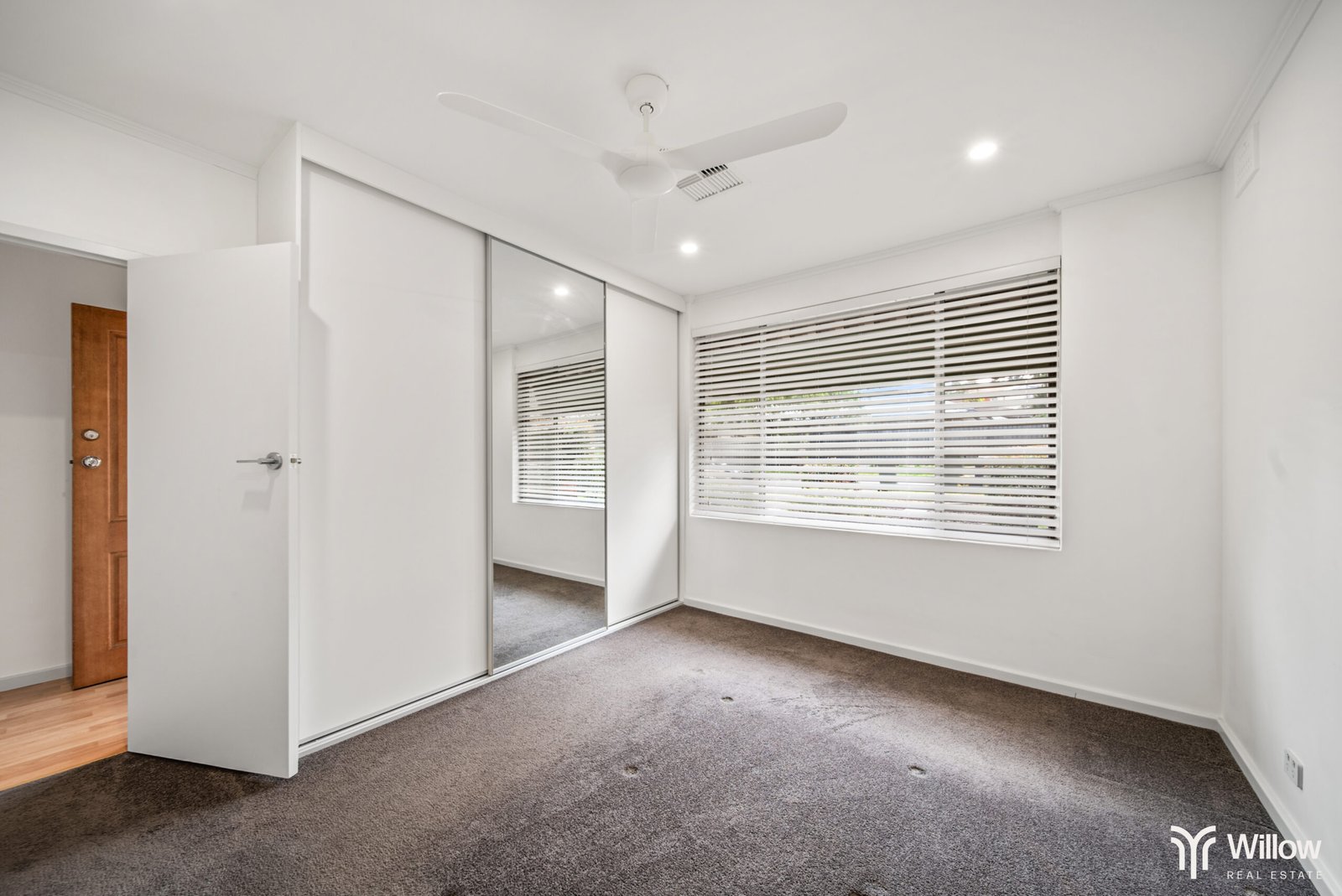4 LANG STREET, HIGHBURY