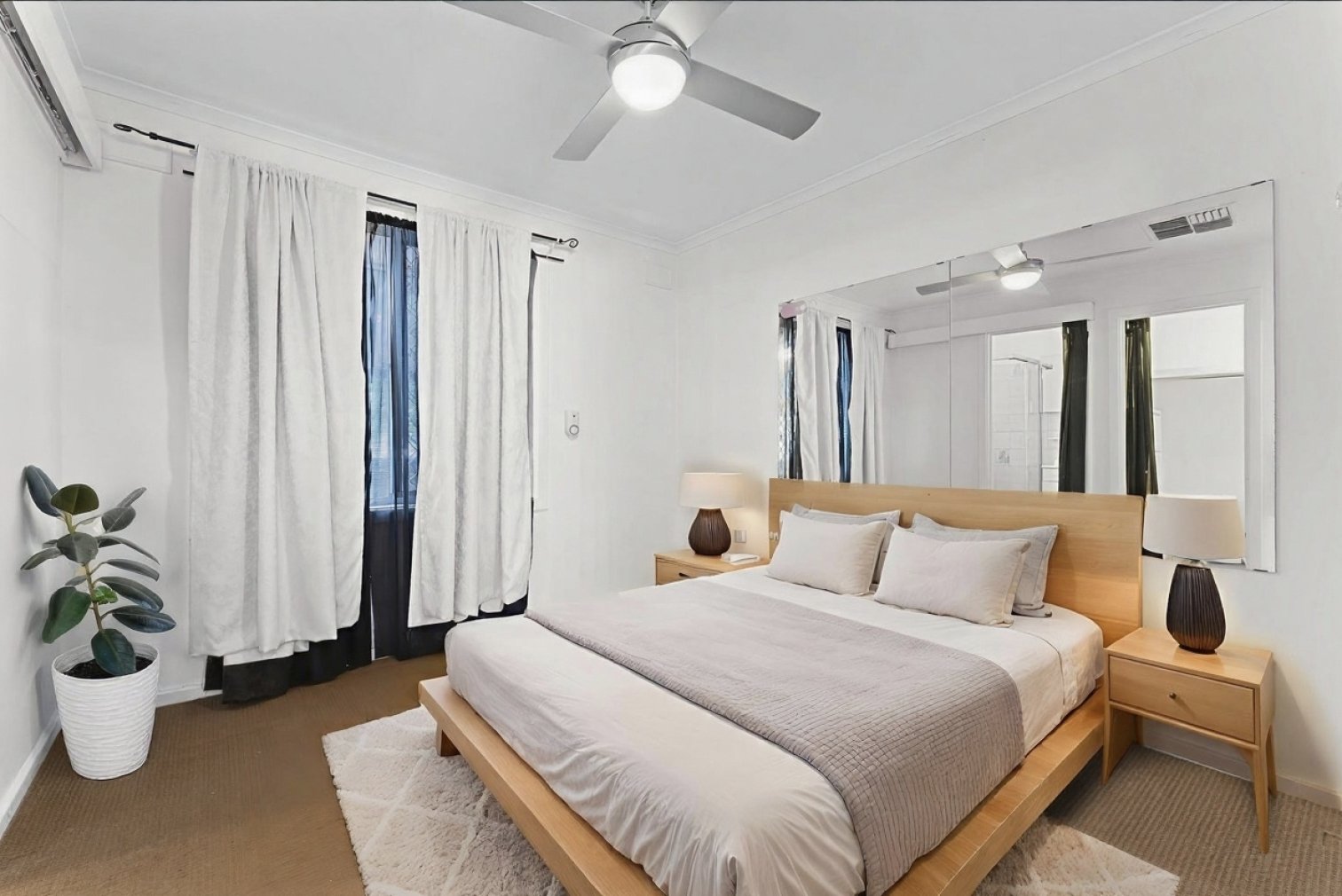 19 WIMBORNE STREET, ELIZABETH DOWNS
