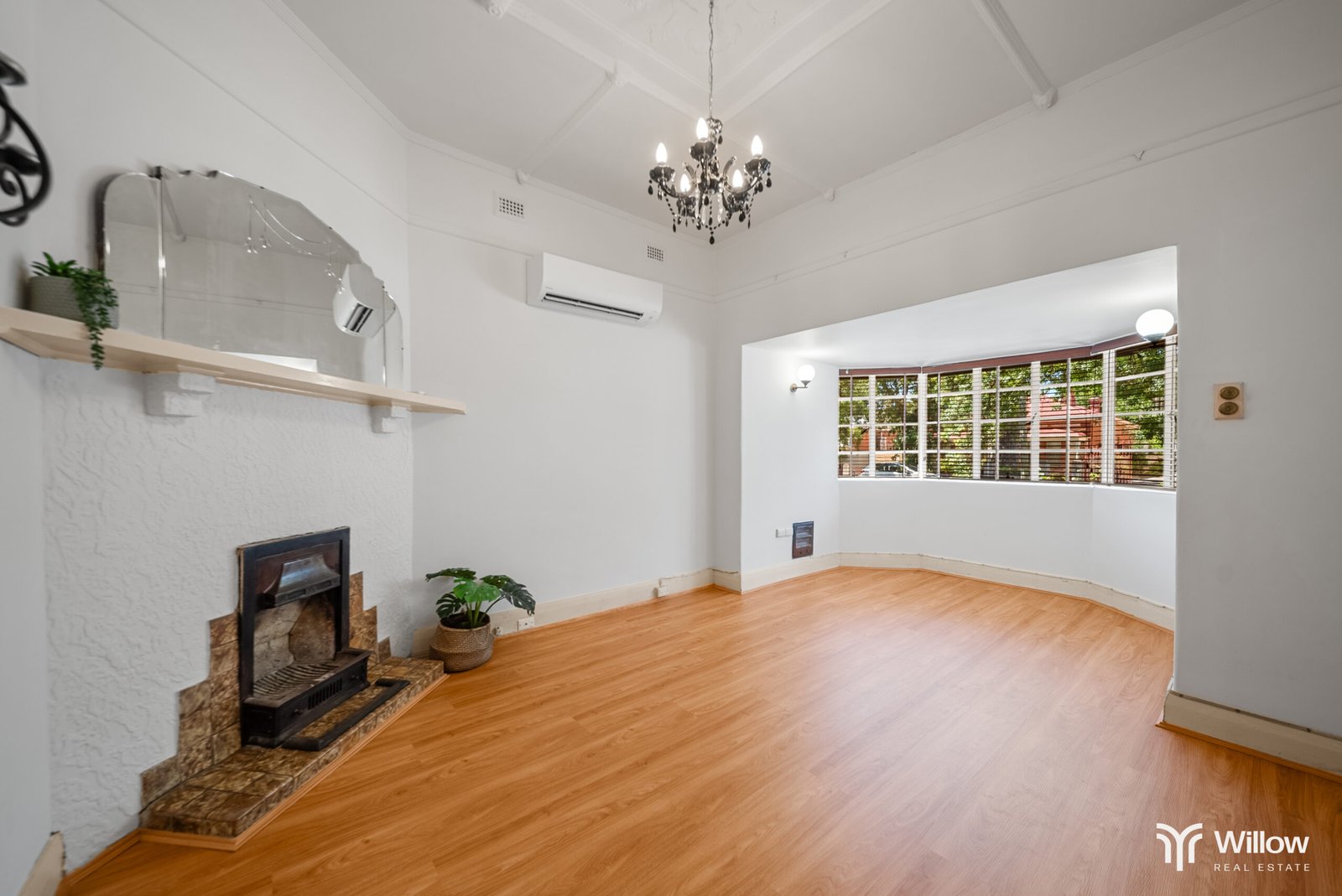 52 REGENT STREET, KENSINGTON