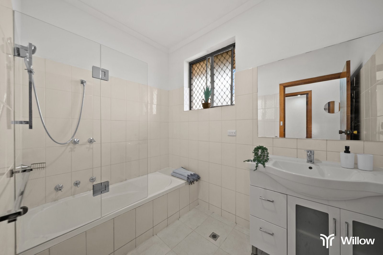 1 / 21A Heading Avenue, CAMPBELLTOWN