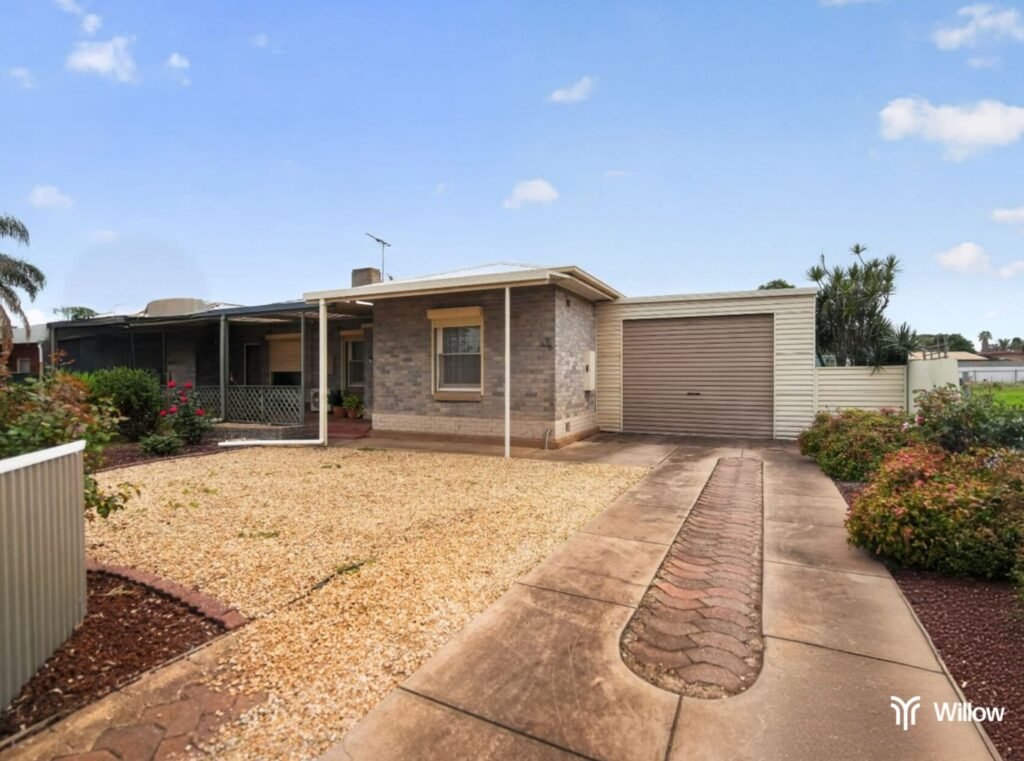 76 Hornet Crescent, Elizabeth East